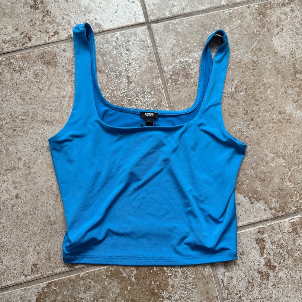 Express Body Contour Croptop